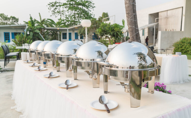  The Benefits of Hiring a Professional Caterer for Your Outdoor Event