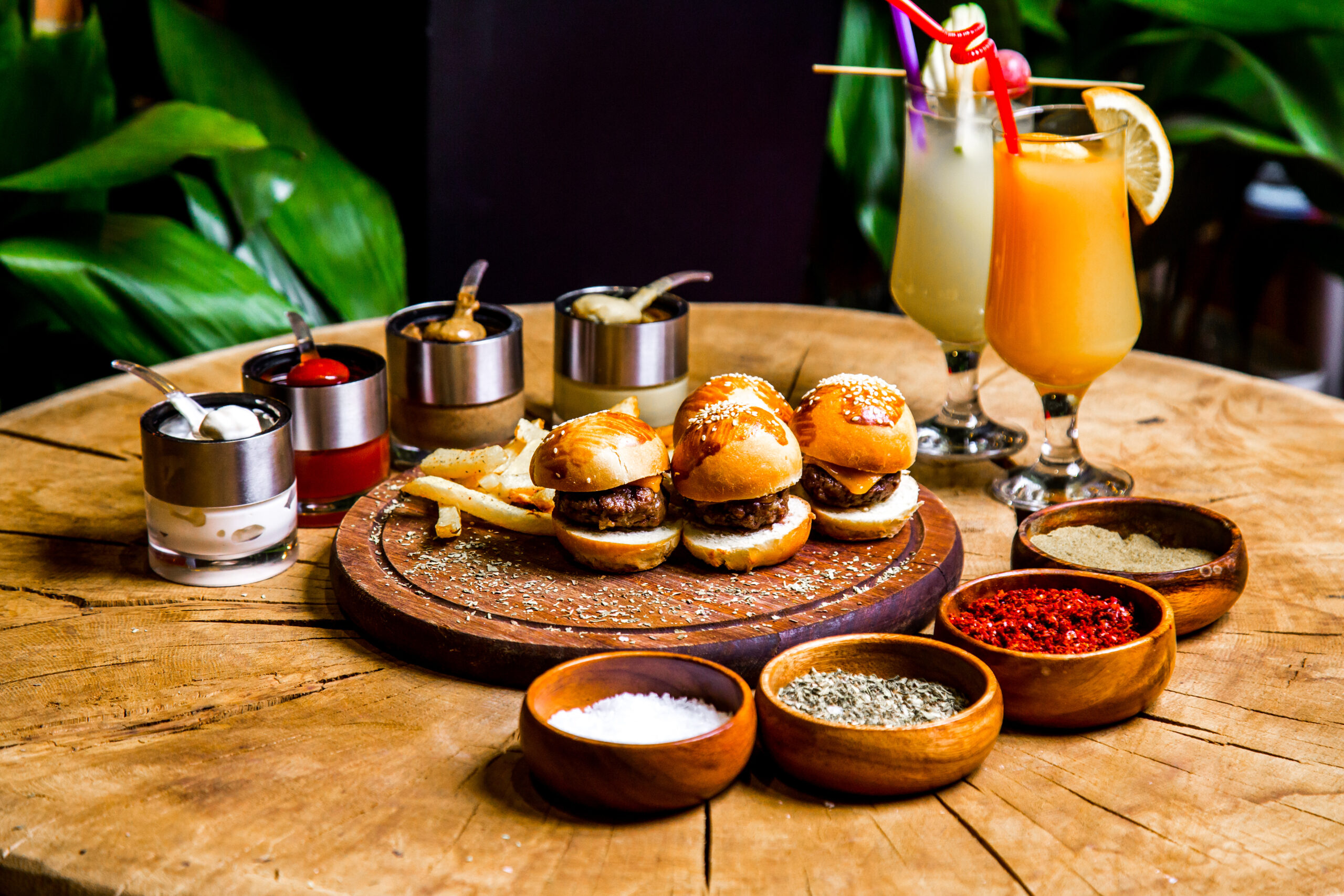 Spicing Up Your Event: The Ultimate Guide to Live Chaat Counters and Menus